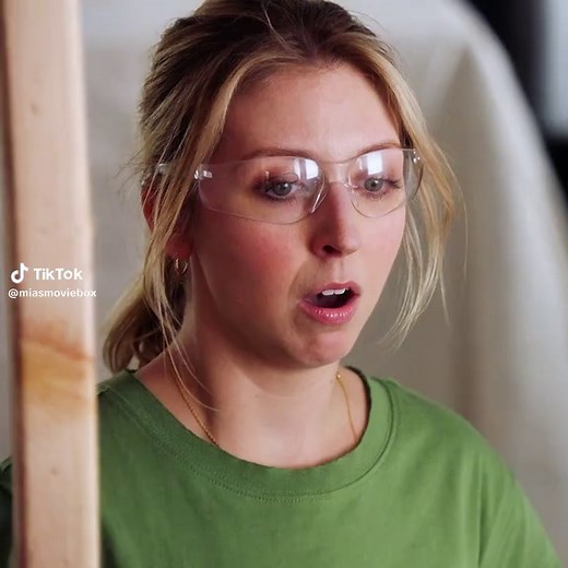 The daughter wanted to personally pull the nail out of her father’s chest — was she trying to save him, or harm him?#usa #movies #foryou #tiktok