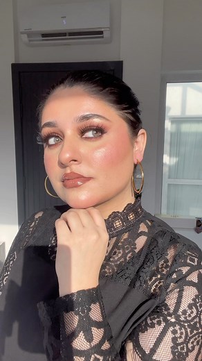 Farah Haris on Instagram: "Glowy base for acne prone skin 🤍 Product details: @diorbeauty concealer @giorgioarmani Luminous Silk Foundation @hudabeauty Luminous Matte Concealer @rarebeauty Liquid Blush Shade Happy @makeupbymario Soft Sculpt Shaping Stick @tartecosmetics Shape Tape Glow Wand Liquid Highlighter @lauramercier Loose translucent Powder @diorbeauty Blush @jouercosmetics Highlighter @hudabeauty Eyeshadow Palette @thekatvond Eyeliner @zayfied Setting Spray LENSES : @manriqenlenses Shade