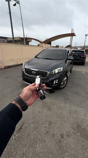 Rəqibi olmayan Sorento 🩶@🇦🇿Xosrov🇦🇿 neyniyəy bizdə durağ maşının qabağında özümüzü tərifliyək qaqa ?