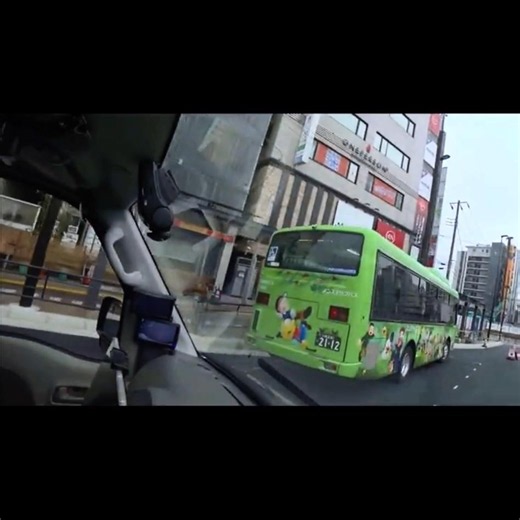 S 0716 川崎市バス「藤子・F・不二雄ミュージアム線 キテレツ大百科号」 登戸駅 駅前広場 adj #shorts