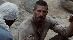 Un Seul Deviendra Invincible redemption. vf