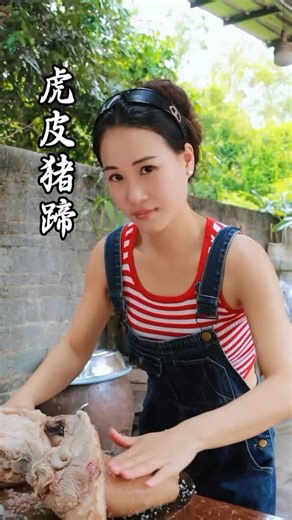 📍[ 100k ] on Instagram: "Tell me the dish name 🍖 🥓 🥩 🍖 🥓 🥩 🍖 #explorepage #instagood #foodporn #meatporn #meatlovers #leg #china🇨🇳 #kuaishou #legpeice #animallover #cooking #tasty #followme #indonesia"