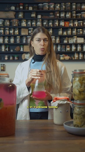 Tried fermenting a few times but lacked some structure? Try our fermenting course that gives you step-by-step instructions on how to start fermenting. Click here: http://ediblealchemyacademy.com/p/fermentwithconfidence | Edible Alchemy CoLaboratory