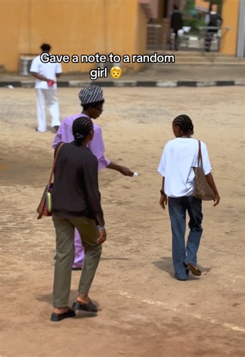 Heartwarming Notes to Strangers Initiative