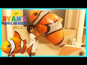 GIANT Remote Control Air Swimmers Flying Clownfish Family Fun Toy for Kids Video Ryan ToysReview