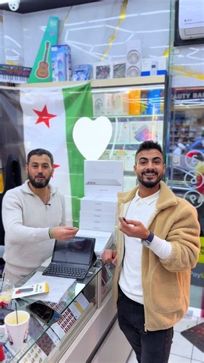 عرض الزعلانين 😂❤️ انا وعمورة برو ماكس 😂👌🏻 . @💕 عمورة برو ماكس 🇬🇷 #خطاب_لديكم_لاخوف_عليكم #خطاب_للاتصالات_اليونان