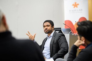 Cooperation and Conflict in Capoeira