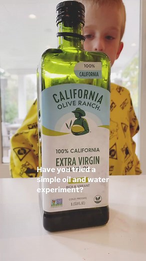 Try this simple STEM experiment using items you may already have at home! It’s fascinating! #scienceforkids #stemexperiment #kidsscience | Stay at Home Activity Mom