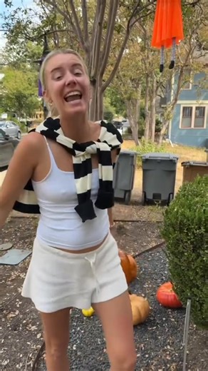 5.3K views · 39 reactions | partnered with Rocket #ad  From renting with a newborn to owning with a 1-year-old — Rocket helps families like ours turn houses into homes. #rocketambassador @rocket | Alex Bennett | Facebook