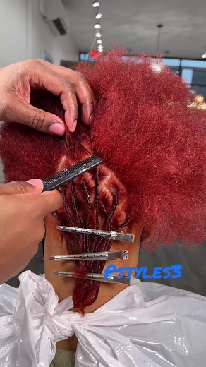 Diamond Part Starter Locs: Comb Twist & Palm | locsmith | P Styles