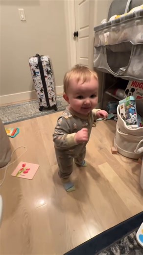 Shake it, baby! Celebrate International Dance Day 2025 by hitting the dance floor with your favorite partner! | Baby Einstein