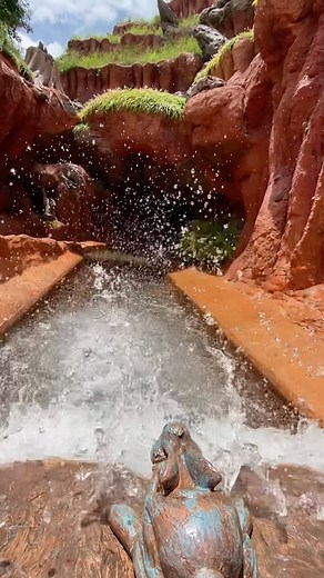 Splash Mountain: A beloved Disney ride that took guests on a musical journey through the American South, with a thrilling drop at the end. The ride was known for its catchy songs, charming characters, and iconic log flume. Splash Mountain was a staple of Disneyland and Disney World for over 30 years, and it remains a fond memory for many fans. #waltdisneyworld #splashmountain #magickingdom #seewdw | See WDW