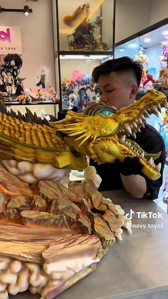 Son Goku Super Saiyan 3 Unboxing and Toy Review