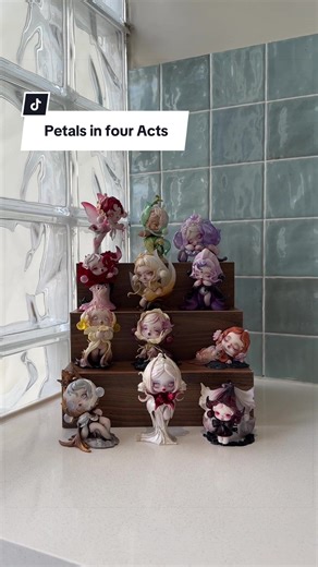 SKULLPANDA Petals in four Acts - những cánh hoa trong kịch Shakespeare 🥰