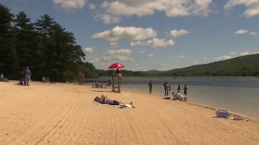 Enjoying Labor Day at Mauch Chunk Lake