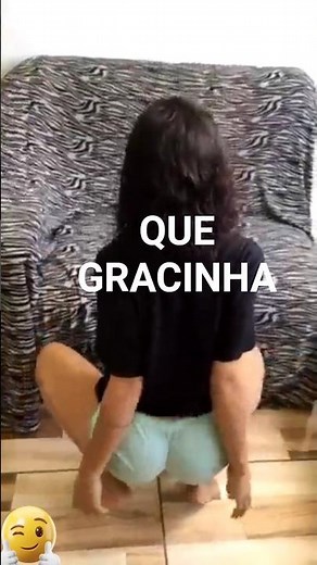 Cute girl dancing funk, twerking on the sofa #dancing #funk #twerking