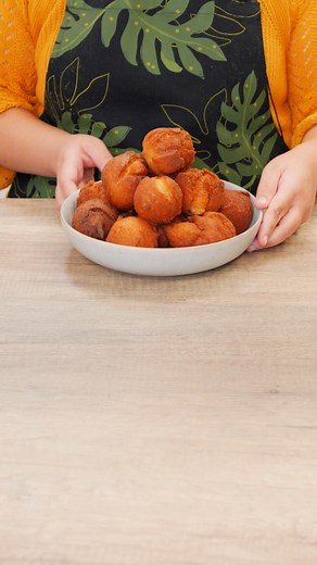 2.4K reactions · 261 shares | Chef Rebekah’s Easy Kine Okinawan Andagi delivers all the nostalgic, deep-fried goodness of this Hawaii favorite - crispy outside, soft and fluffy inside. Perfect for holiday gatherings, this local classic is always a crowd-pleaser. | Foodland - Hawaii | Facebook