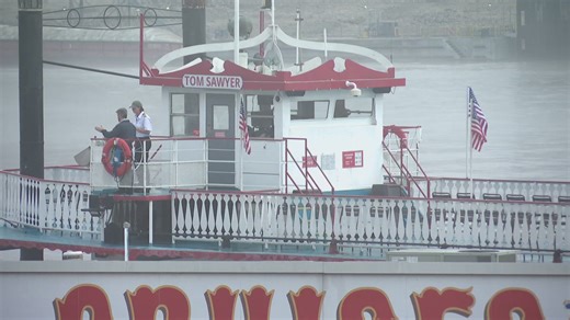 Riverboat cruises resume on the Mississippi