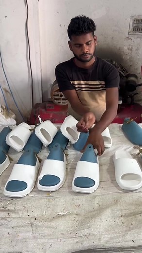 Unique Flip Flop Creations and DIY Techniques