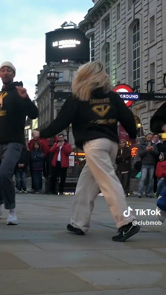 POV: we show the boys how it's done 💥 How do you think we did? Let us know in the comments! #flashmob #dancersoftiktok #piccadillycircus #fyp