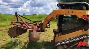 18K views · 73 reactions | Owen Rogers, Franklin, Tenn., adapted an old 3-pt. mounted, 10-ft. disk to use on his Terex track loader. Click here for a complimentary issue: FARM SHOW Magazine | FARM SHOW Magazine | Facebook