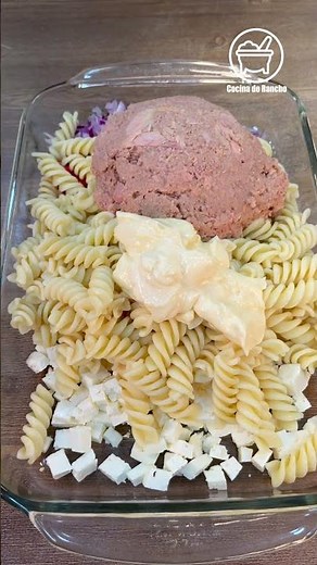 Ensalada de pasta con atún