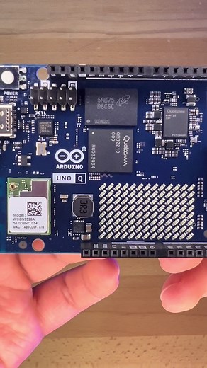 Arduino Uno Q con Qualcomm
