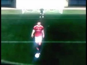 Fifa 12 Tutorial how to do a bicycle kick