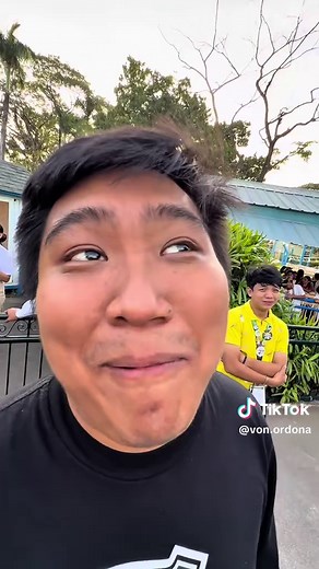 Nakakatakot na Rollercoaster Adventure kasama si Boss Tony