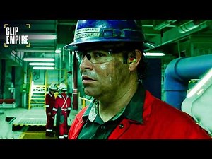 Massive Explosion Engulfs the Entire Rig (Full Scene) | Deepwater Horizon