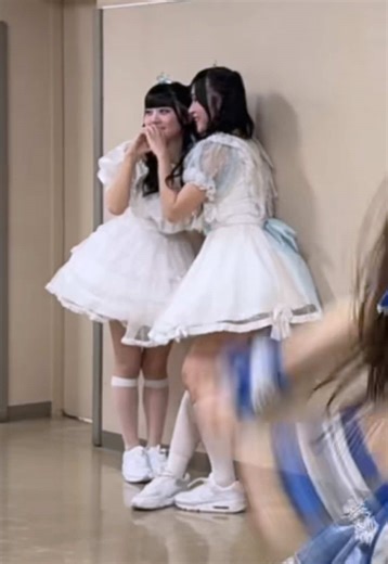 #にいなみにお誕生日おめでとうだよお前らをこれからも育てる成長もみる #このダンス楽しくてハマりそうだけど想像以上に疲れるねそうだね #花粉でいつも鼻たれ小僧こるねもーどだけどゆるしてね