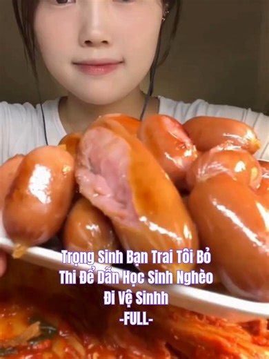 Trọng Sinh: Bạn Trai Đưa Học Sinh Nghèo Đi Vệ Sinh