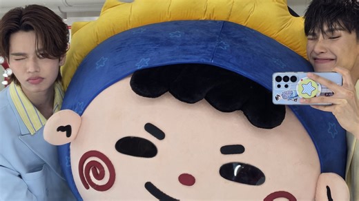 我们小手拉小手永远幸福