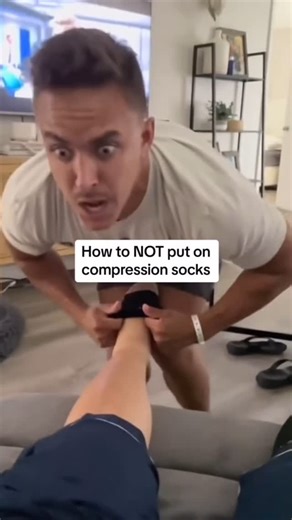 Emily • Certified Health Coach 🌸 on Instagram: "How To Put On Compression Socks The Easy Way ✅ Comment “Compression” For Copper Compression Socks To Boost Circulation 🧦 CopperZen Compression Socks are perfect for: - Office workers ‬sitting at a desk all day - Long-distance drivers forced to sit for hours at a time - Frequent flyers on short or long-haul flights - Pregnant women suffering from swollen ankles and sluggish circulation - Diabetics suffering from poor circulation and nerve damage t