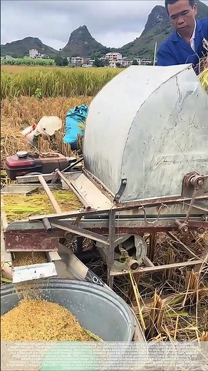 High-efficiency vibration separation technique for a simple threshing machine