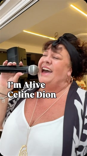 24K views · 10K reactions | By far one of the most popular songs I get requested #shelleytenerife #singer #thevoice #tenerife #holidays #music #rocksinger #livemusic | Shelley Tenerife | Facebook