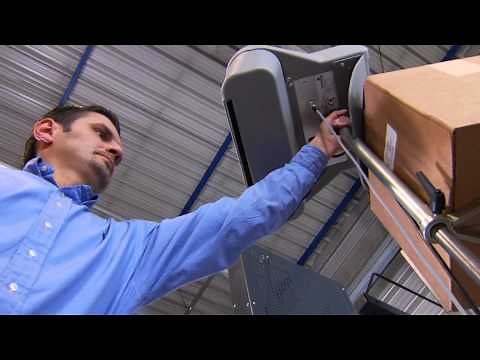 PAPERplus Shooter paper padding unit: for filling voids around lightweight goods - US