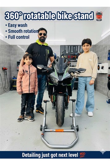 360° Rotatable Motorcycle Stand for Detailing