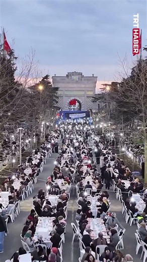 İstanbul Üniversitesi öğrencileri iftar sofrasında buluştu