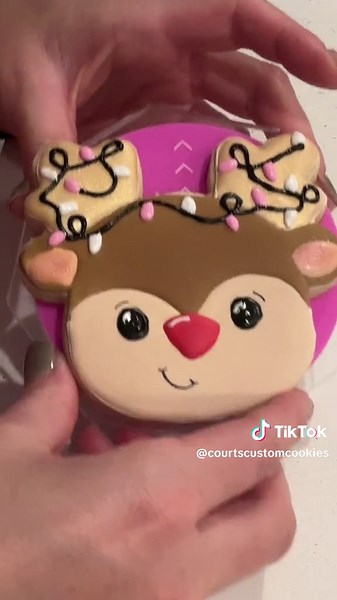 Adorable Reindeer Royal Icing Christmas Cookies