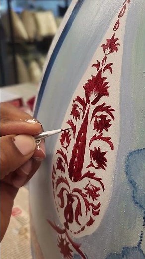 Creating a Stunning Hand-Painted Lamp | DIY Home Decor 💡🎨