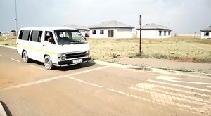 510K views · 9.9K reactions | https://distrokid.com/hyperfollow/udumakahle1/phakathi-komhlane-nembeleko Isiyatholakala online iTunes,Spotify,Youtube etc Yiwo lawa amalink ngizophinde ngifake enye | Dumakahle/sa | Facebook