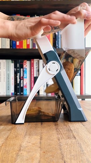 Food Network on Instagram: "If mandolines make you nervous, this one’s here to change that! Designed with a safety guard and feeder to keep your hands safe while slicing 👌🥔🥒 Get it on Amazon at the link in our bio! (We may make 💰 from these links!)"