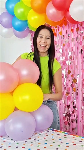 ¡Gran idea para decorar con globos metalizados! 🥳🎉