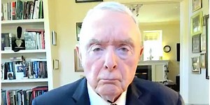 Retired 4-star general: Mike Flynn has a mental health problem and has 'slipped into a different realm'