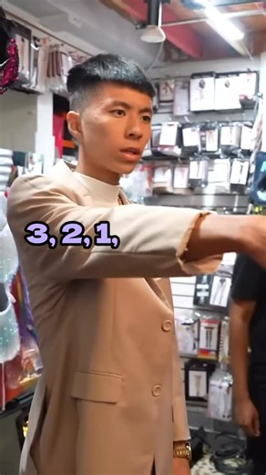 Action-packed fighting scene coming up! 🎬 Watch Ray in one of the biggest fight sequences. It’s intense! 💥 #BehindTheScenes #ActionScene #kaicenat #ray #réel #reels #instagram #instagood #instamood #instadaily #fyp | DIDA