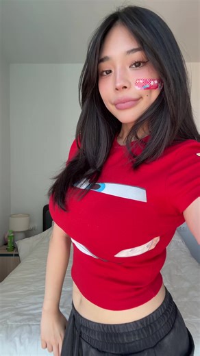 Emme Alcalde's Beach Fun: Latest TikTok Viral Moments