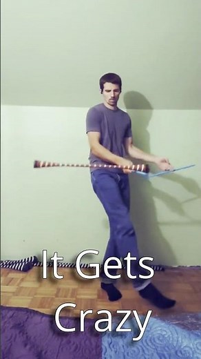 Juggling Master in Action – Hypnotic Flow