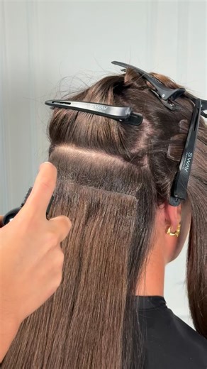 The refit process you didn’t know you needed to see 👀 From removal to reapplication using Walker Tape, finished with a clean refit for a secure, seamless result🤍 Wearing 22” Seamless Tape Weft In shade Chai ✨ | SWAY Hair Extensions