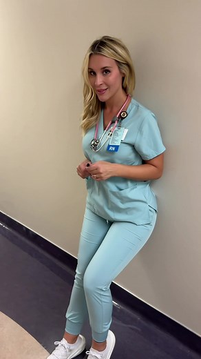 #NurseAllie's Trending Life as a Nurse on TikTok